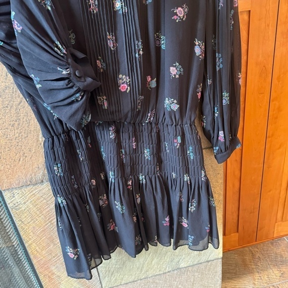 Veronica Beard New Silk Floral Dress long sleeve sz 4 Smocked Mini - Picture 7 of 10